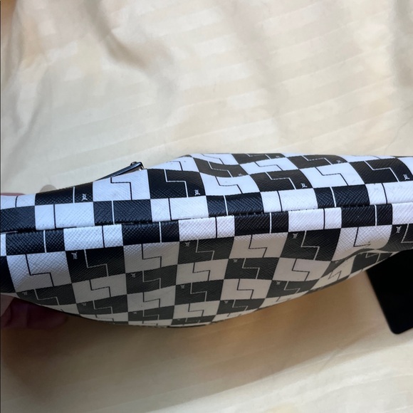 L.A.M.B. Monochrome Zigzag Pouch - Picture 4 of 4